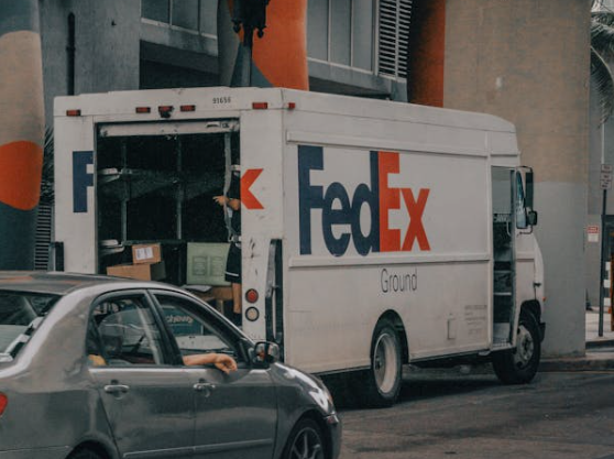 FedEx打单后如何追踪物流信息？